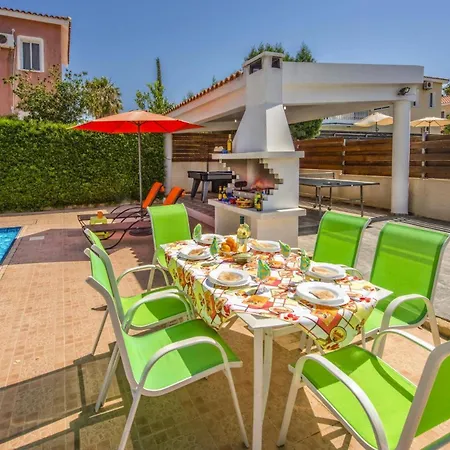 Villa Magnolia By Peyia